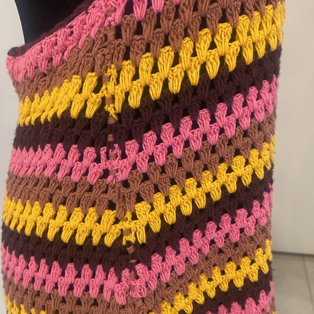 ZARA, Colourful Retro Crochet Halter Dress, with deep V-Neck Size Large - Picture 9 of 17